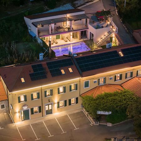 Vila Robida Rooms & Spa Crni Kal Bagian luar foto