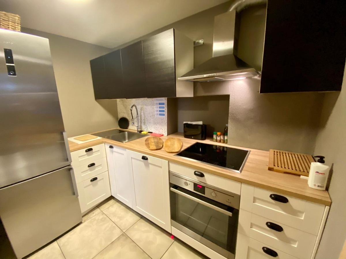 Vila Robida Rooms & Spa Crni Kal Bagian luar foto