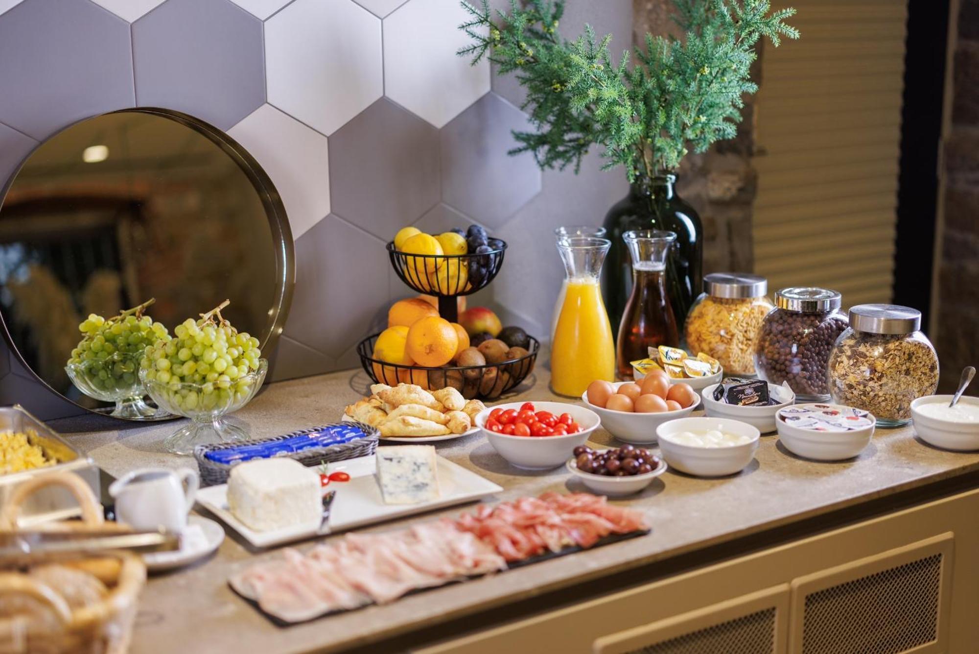 Vila Robida Rooms & Spa Crni Kal Bagian luar foto